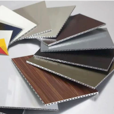 ভাল সমতলতা দেয়াল আবরণ / সিলিং জন্য উচ্চ শক্তি corrugated অ্যালুমিনিয়াম প্লেট