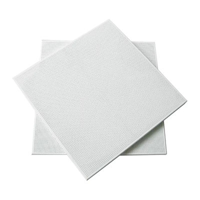 0.5mm-10mm ইনডোর অ্যাপ্লিকেশনের জন্য পারফোরড অ্যালুমিনিয়াম শীট ধাতু সোনার রঙ